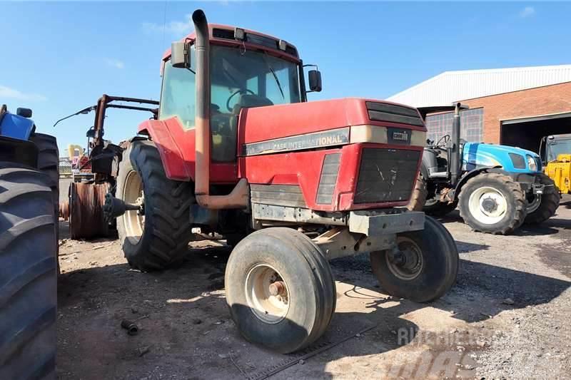 Case IH CASE 7110Â TractorÂ Now stripping for spares. Traktory