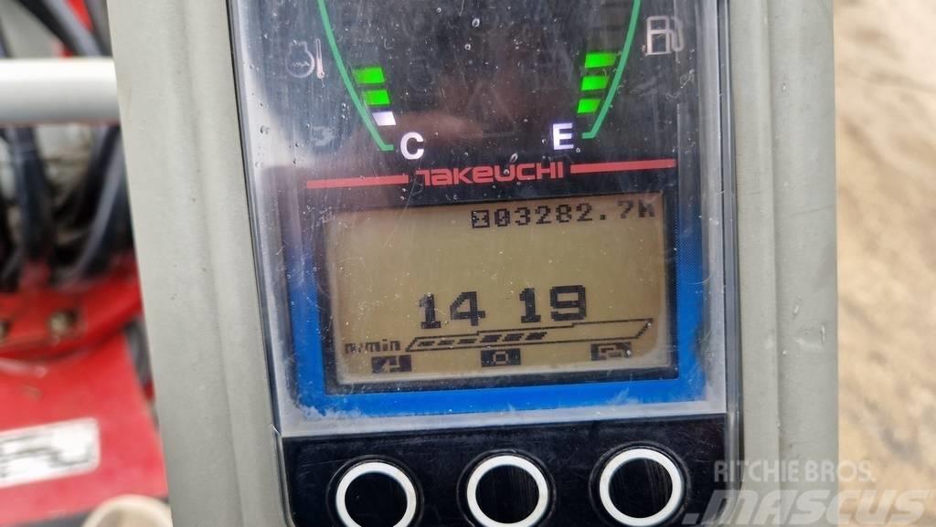 Takeuchi TB225 - POWERTILT - 3X BUCKETS - 2019 YEAR Mini rýpadla < 7t