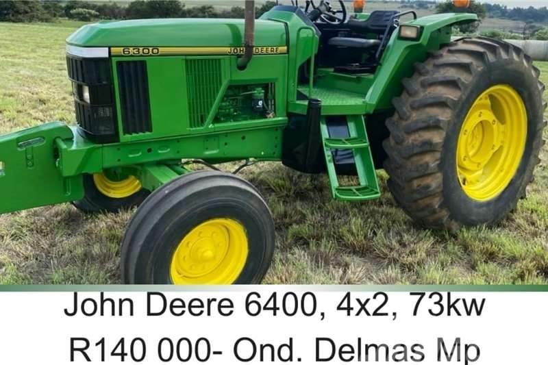 John Deere 6400 - 73kw Traktory
