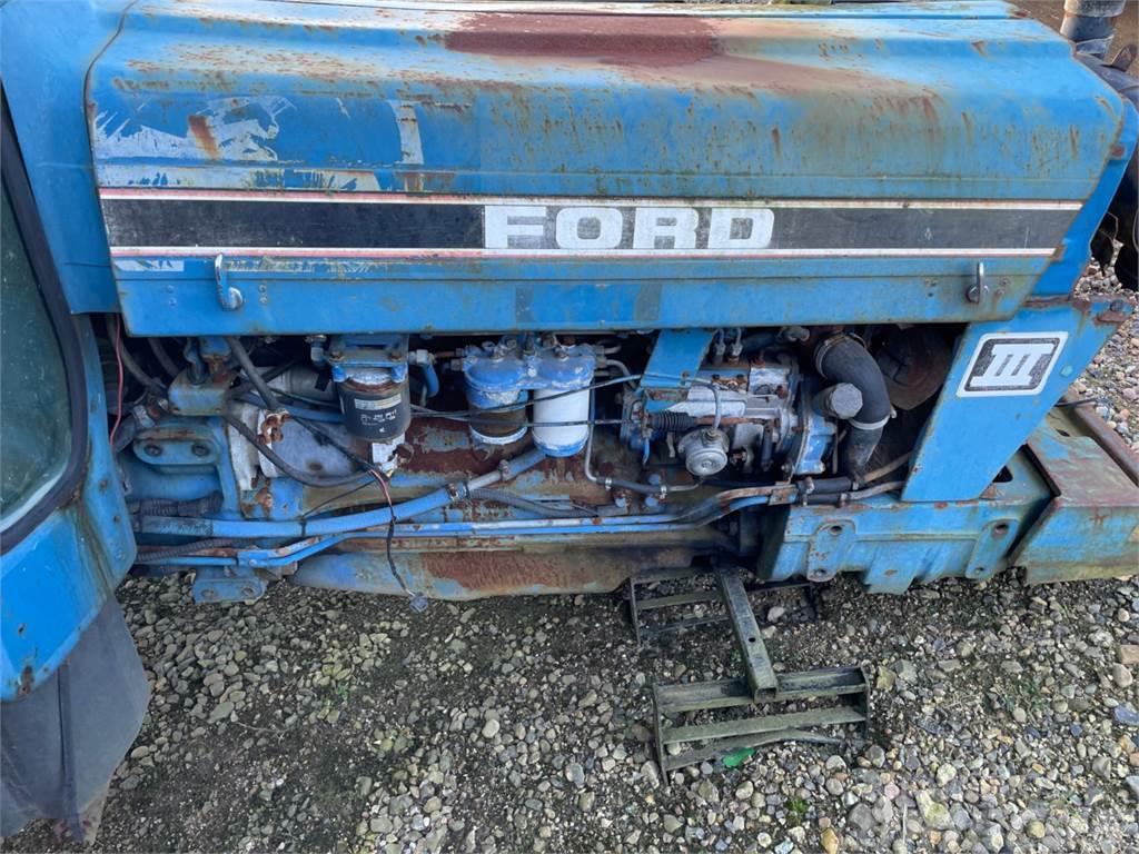 Ford 7810 Traktory