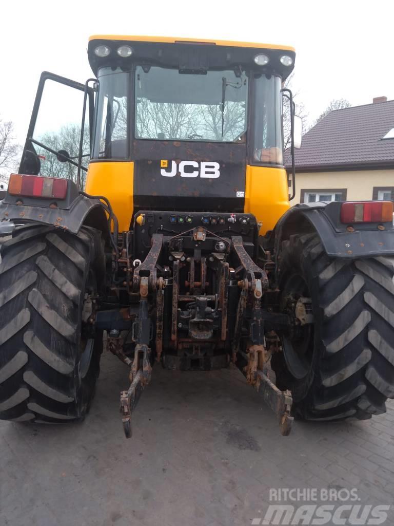 JCB Fastrac 3230 Traktory