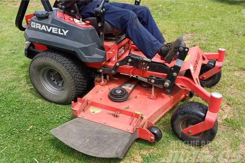 Gravely Proturn 60 Zero-Turn Ride On Lawnmower Další