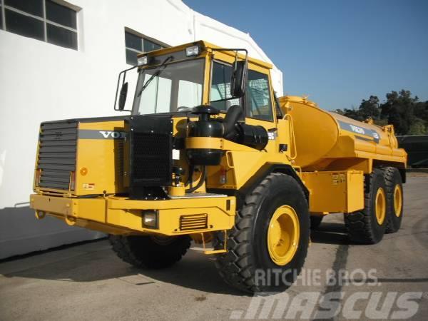 Volvo A25C WITH NEW WATER TANK Kloubové dempry