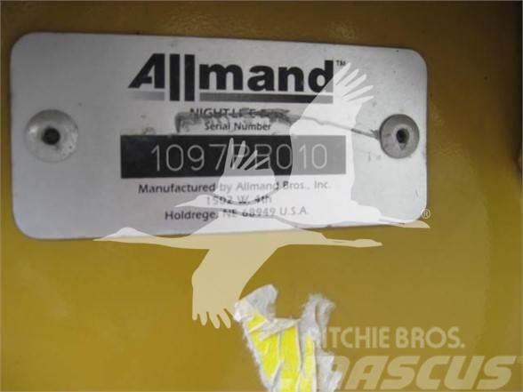 Allmand Bros NIGHT-LITE PRO NL7.5 Osvětlovací stožáry
