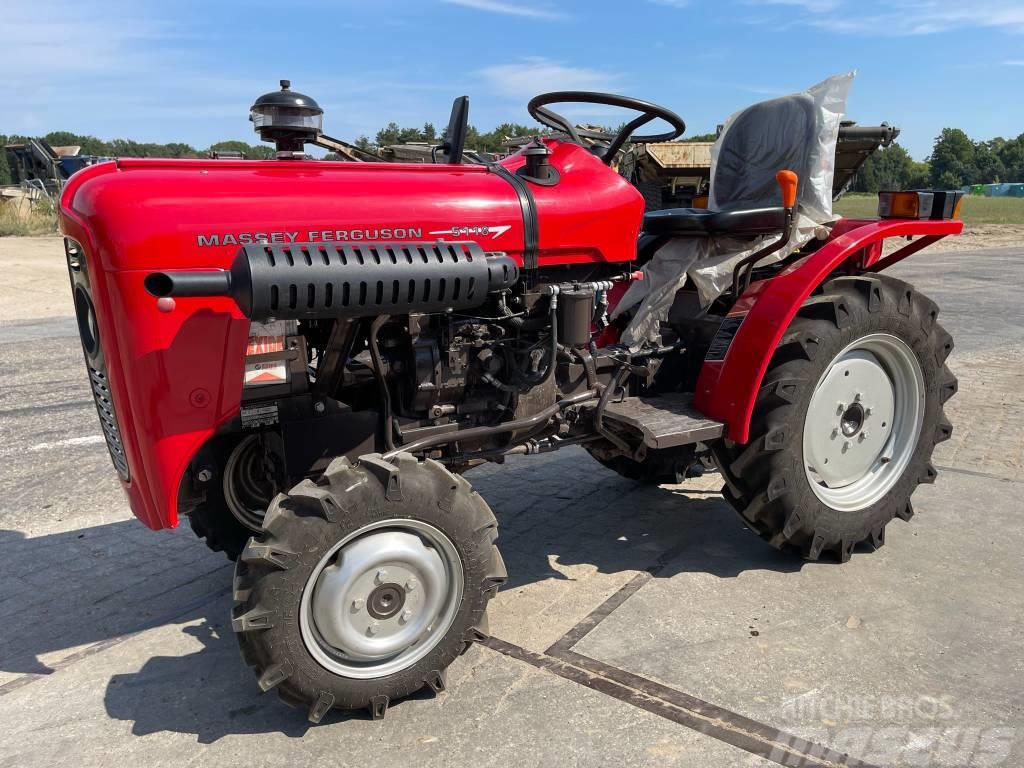 Massey Ferguson 5118 - 11hp New / Unused Traktory