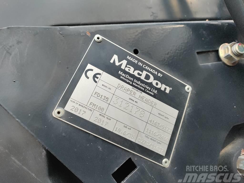 MacDon FD135 Kombajnové hlavice