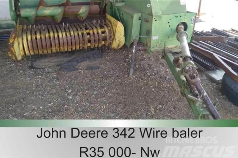 John Deere 342 - Wire Další