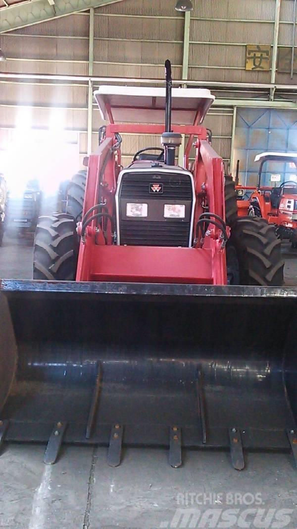 Massey Ferguson MF385 Traktory