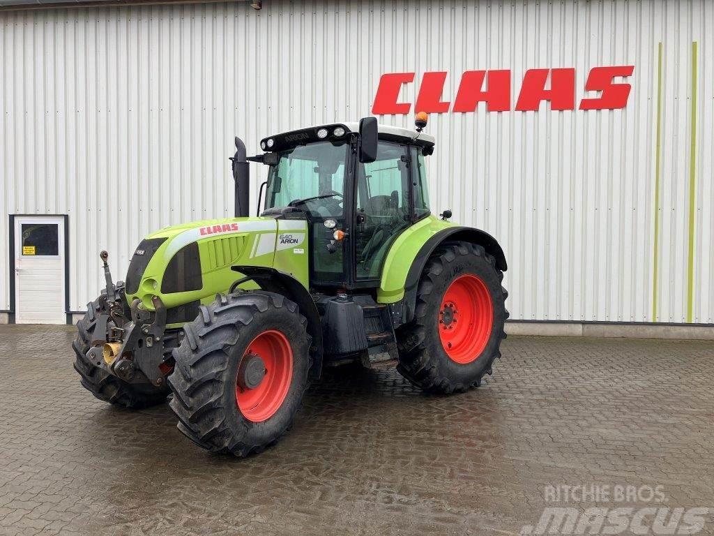 CLAAS ARION 640 CIS Traktory