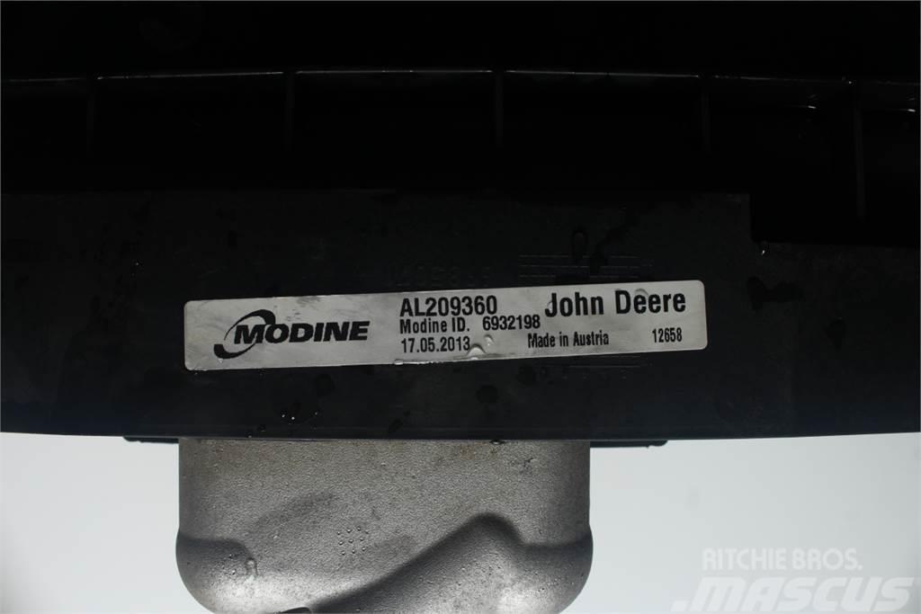 John Deere 6140 R Oil Cooler Motory