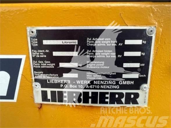 Liebherr LR853 Pásové jeřáby