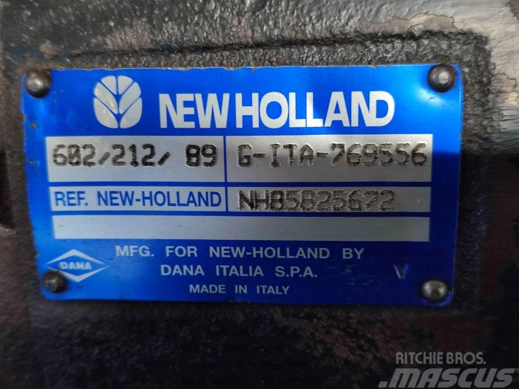 New Holland NEW HOLLAND LM 435 steering assist cylinder Podvozky a zavěšení kol
