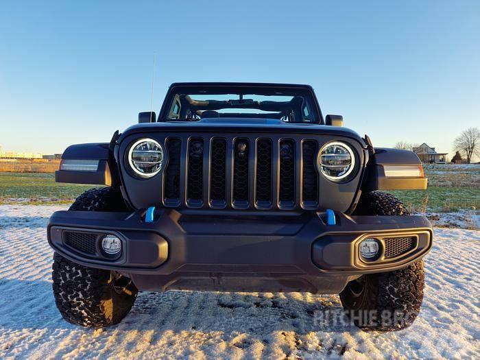 Jeep Wrangler| 4XE Rubicon | cabrio | limosine | 4x4 |H Osobní vozy