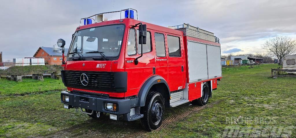 Mercedes-Benz 1224 AF 4x4  Feuerwehr Autobomba Firetruck Hasičský vůz