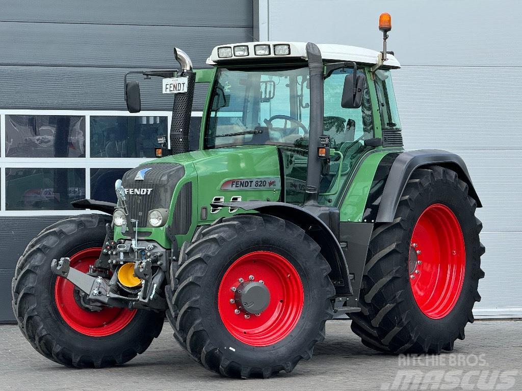 Fendt 820 Vario TMS Traktory