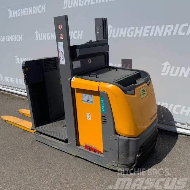 Jungheinrich EKS 110 Z Střednězdvižný vozík