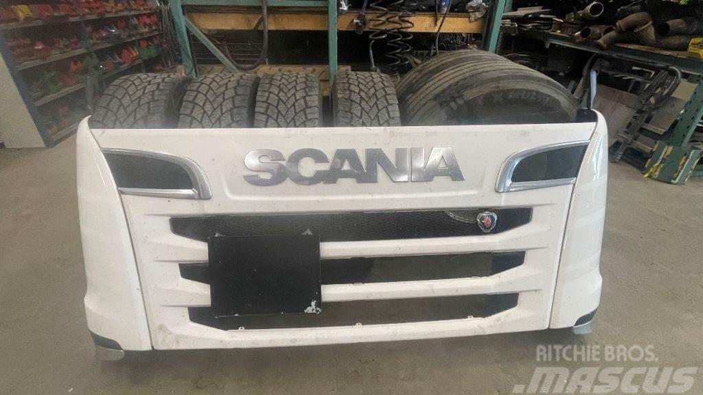 Scania Grille streamline/ r2 model Streamline origineel v Náhradní díly nezařazené