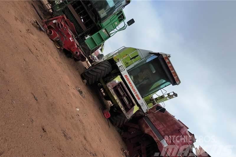 CLAAS Dominator 98SL Now stripping for spares. Další