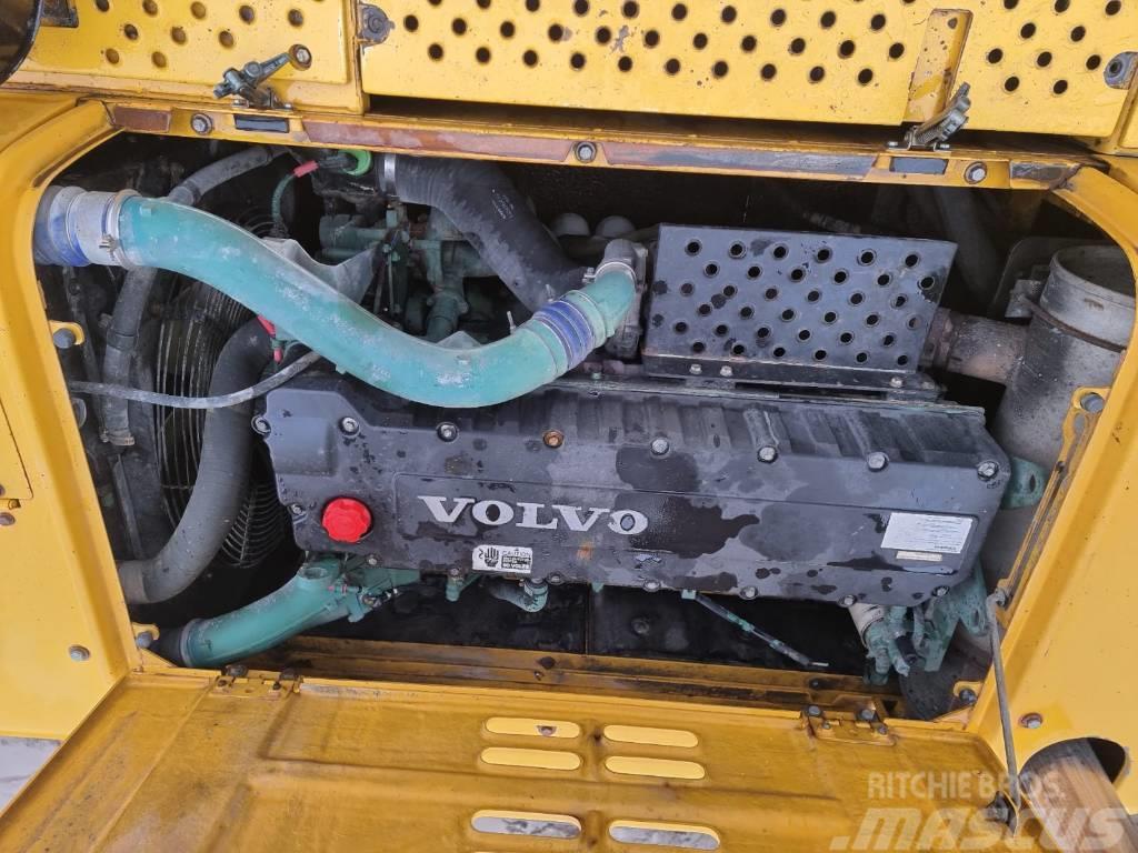 Volvo EC 460 B LC Pásová rýpadla