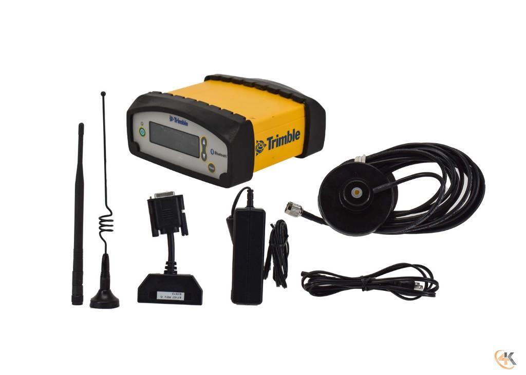 Trimble SNB900 GPS Radio Repeater w/ Internal 900MHz Radio Ostatní komponenty
