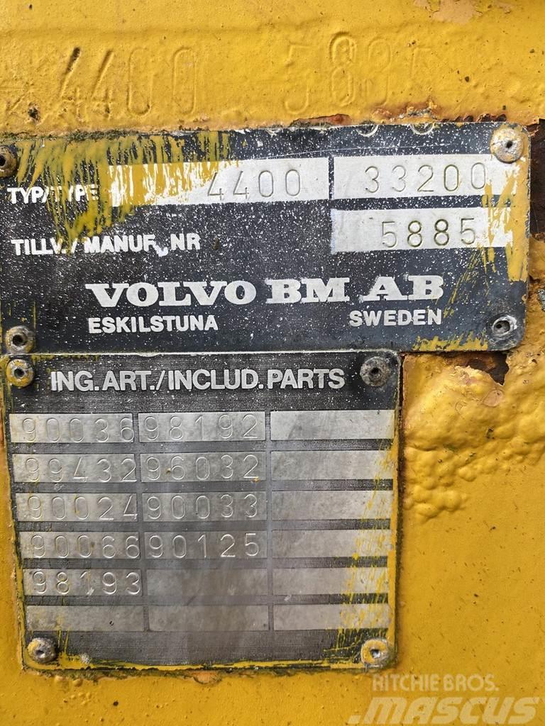 Volvo BM 4400 Kolové nakladače