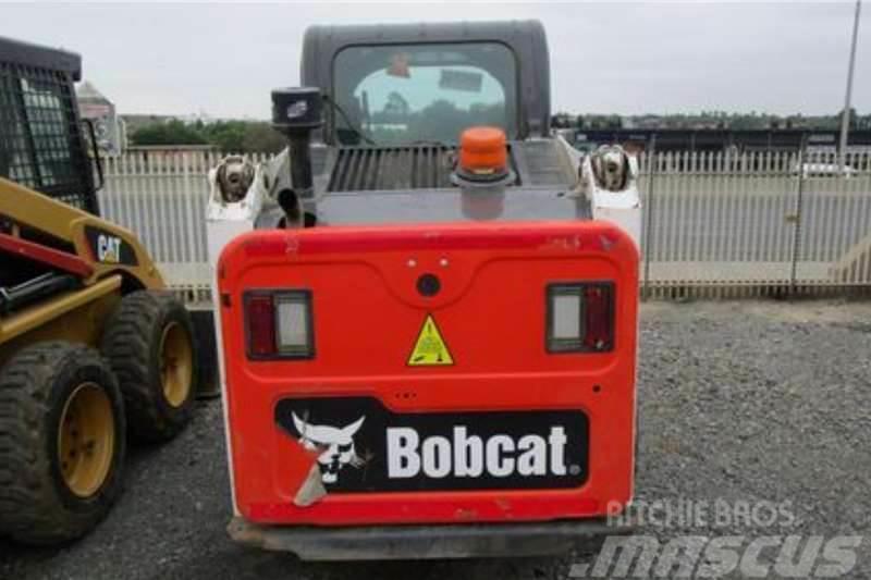 Bobcat S450B Další