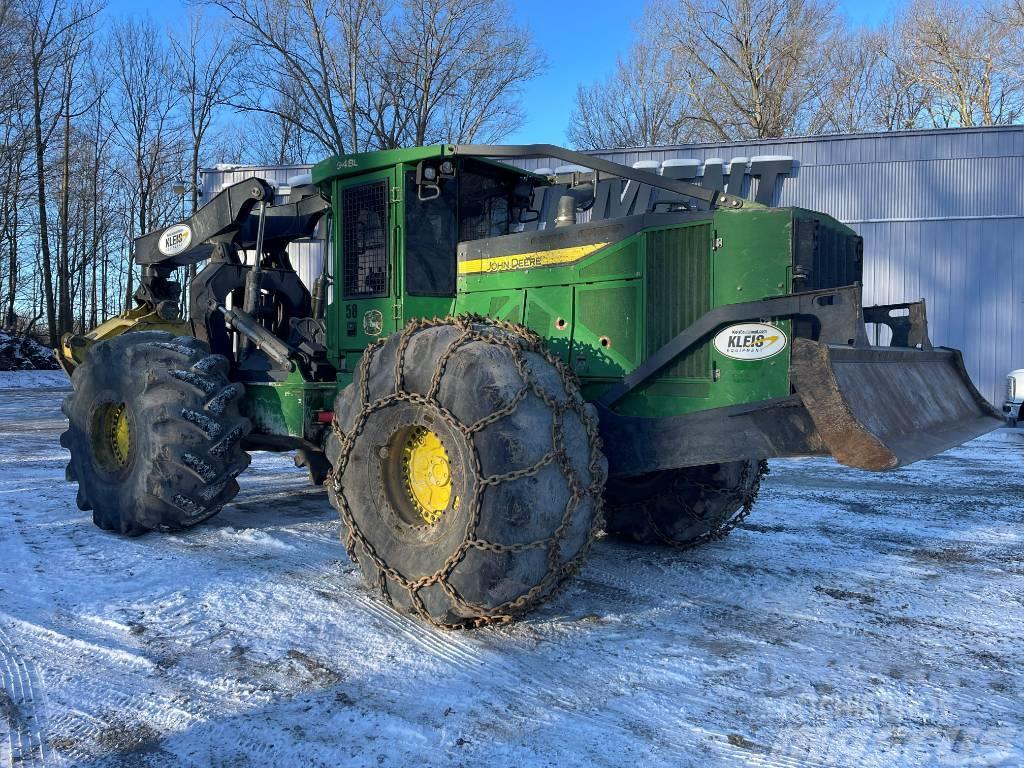 John Deere 948L Lesní kolové traktory