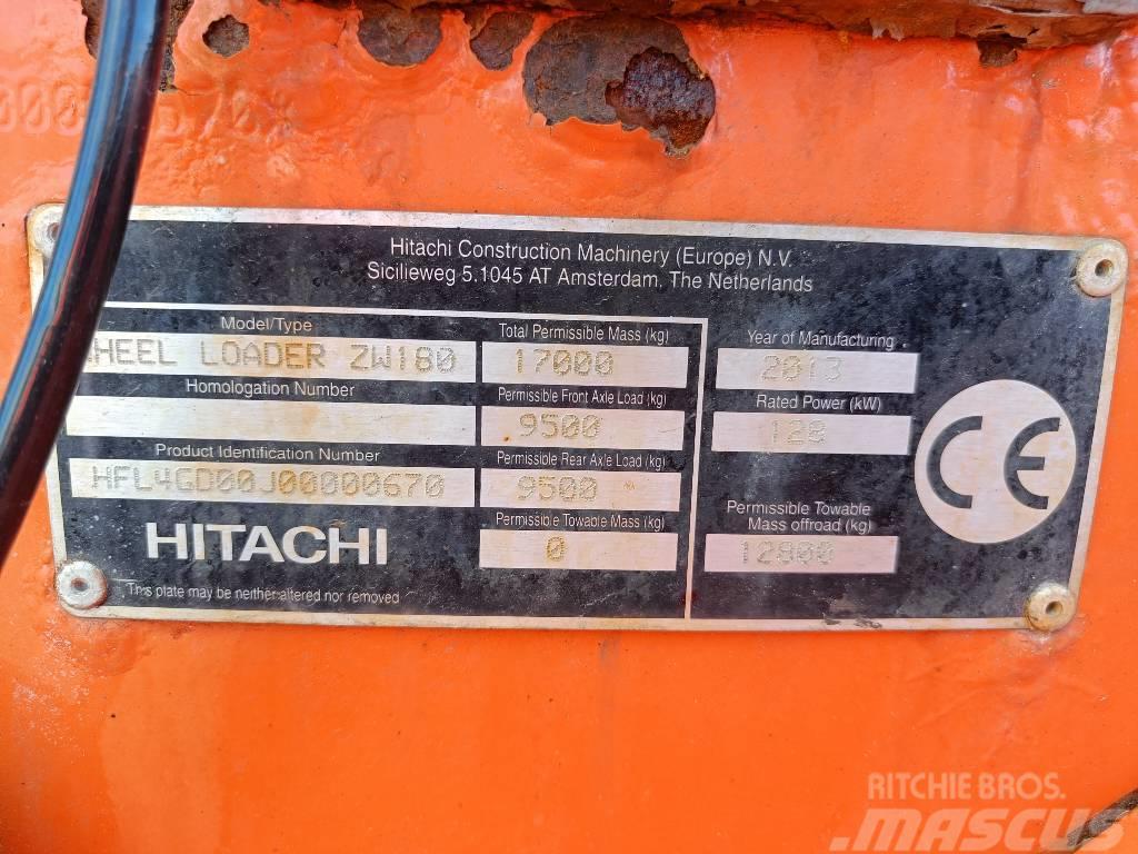 Hitachi ZW 180 Kolové nakladače