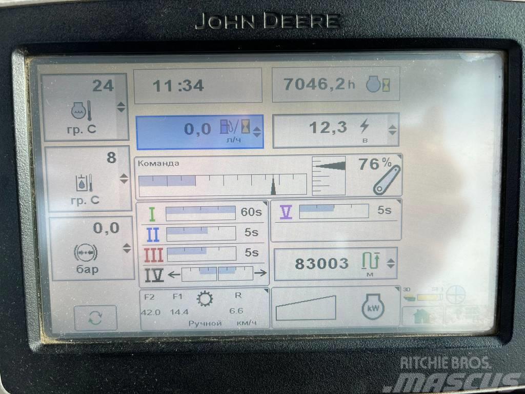 John Deere 8360 R Traktory