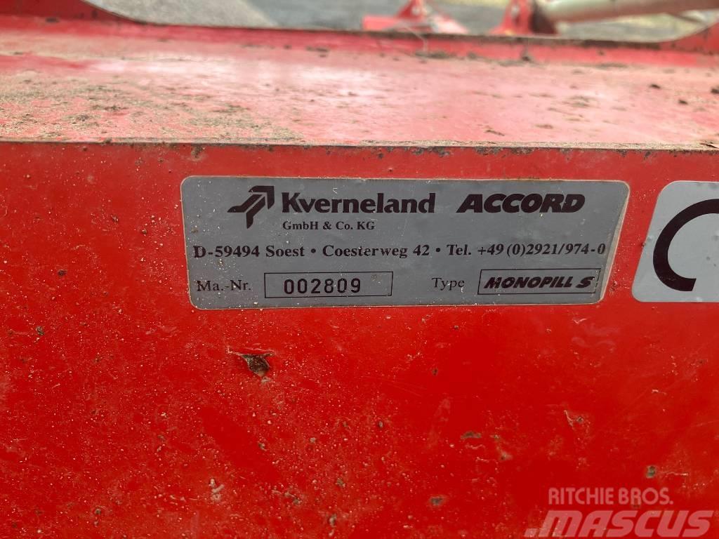 Kverneland Accord Monopill Přesné secí stroje