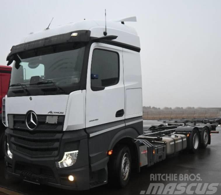 Mercedes-Benz Actros 2545 LnR MP5 E6 / 2021/ Low Deck / Mega / Kontejnerový rám/Přepravníky kontejnerů