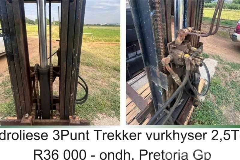  hydraulic 3 point tractor mount - 2.5 ton Další