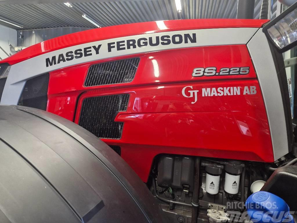 Massey Ferguson 8 S 225 Traktory