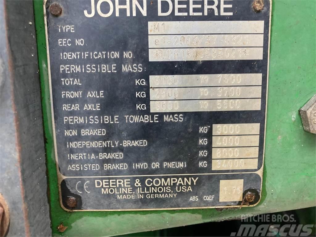 John Deere 6130 Traktory