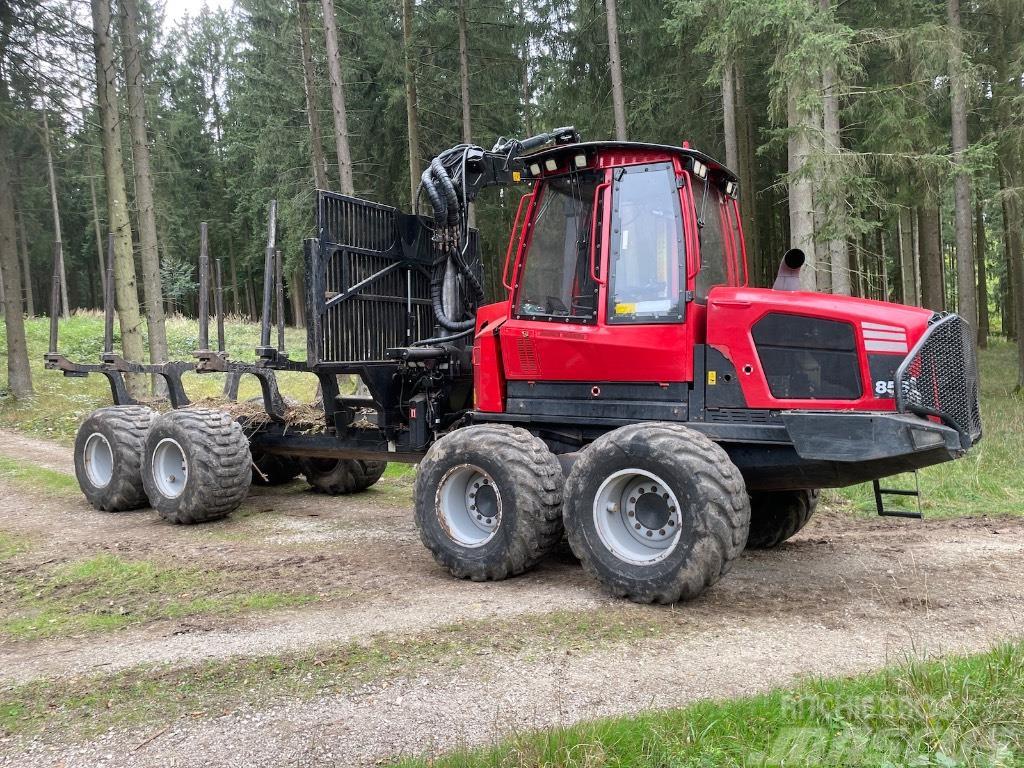 Komatsu 855 Vyvážecí traktory