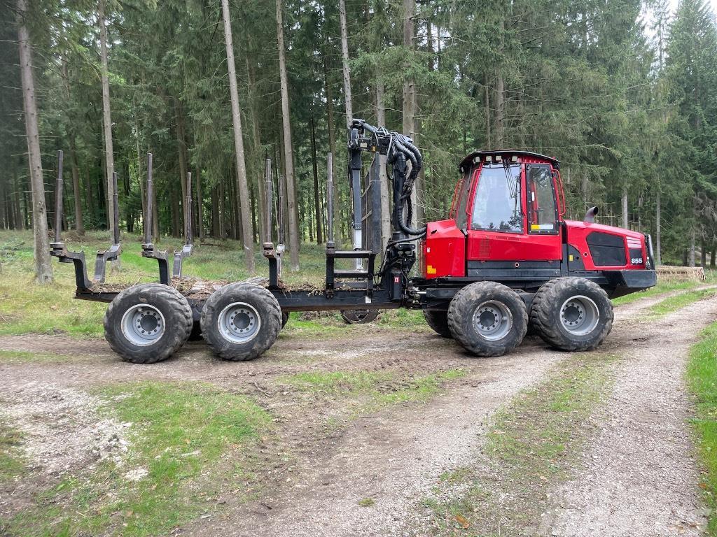 Komatsu 855 Vyvážecí traktory