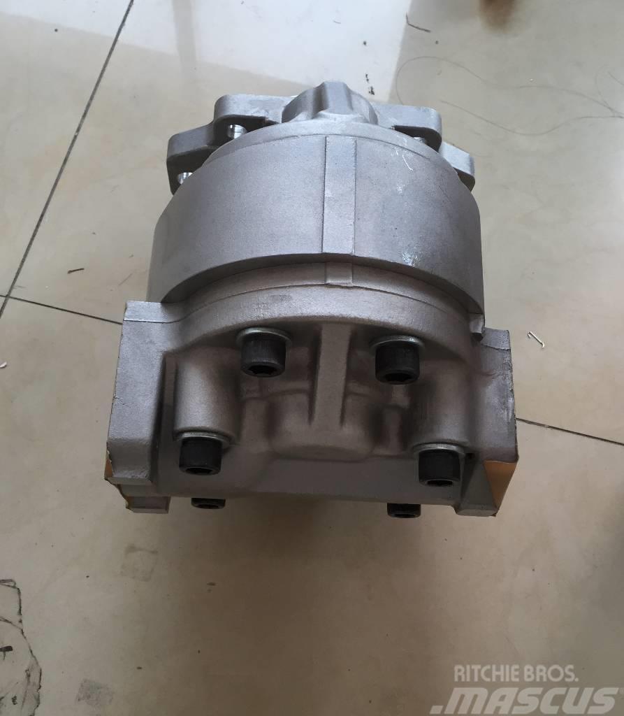 Komatsu WA500-3 pump assembly 705-22-44070 Ostatní komponenty