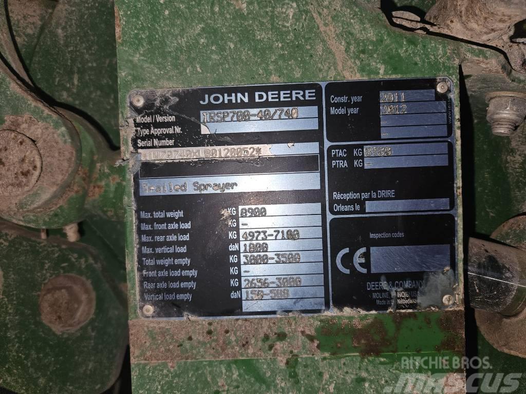 John Deere 740 Tažené postřikovače