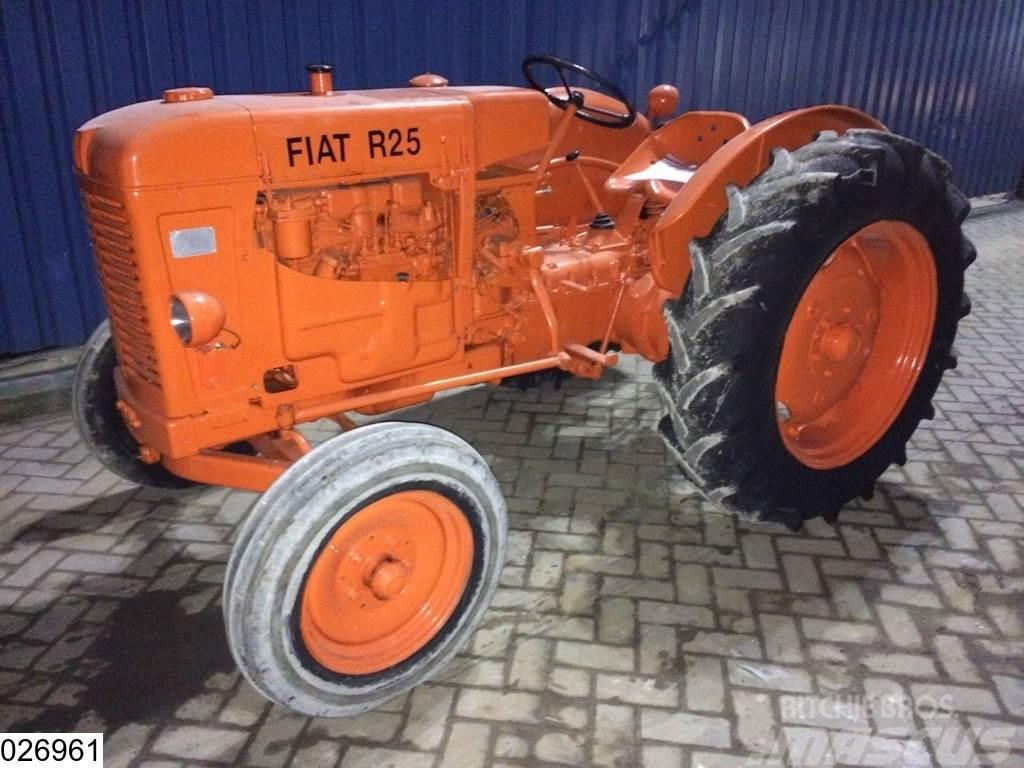 Fiat R25 2WD Traktory