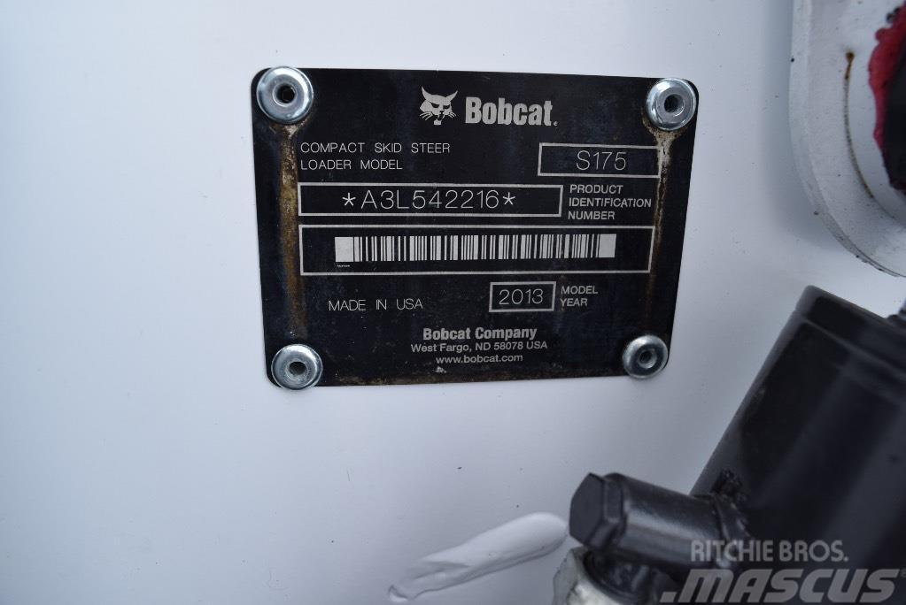 Bobcat S 175 Smykem řízené nakladače