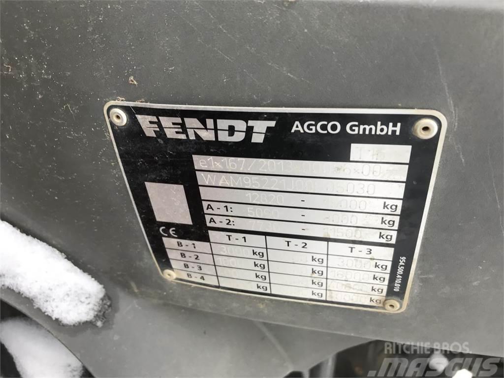 Fendt 933 Vario Traktory