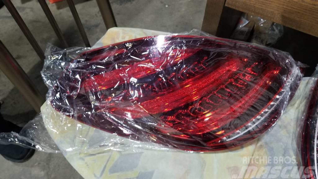 Mercedes-Benz S-Class W222 Taillights Brzdy