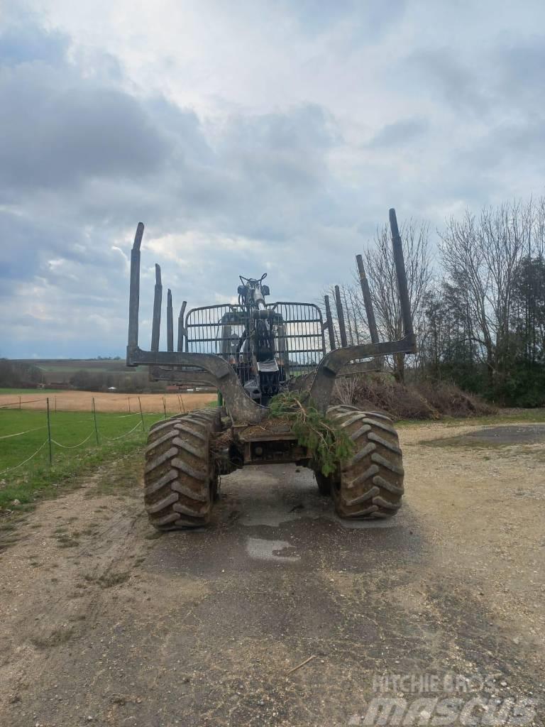John Deere 1210 E Vyvážecí traktory