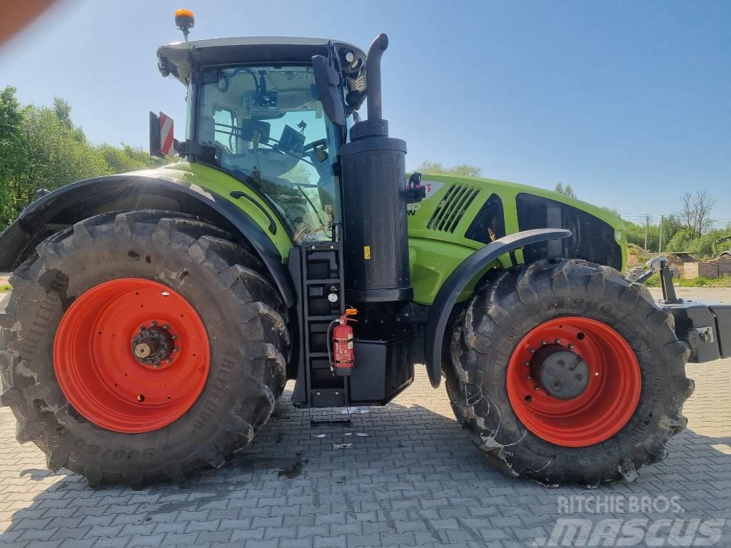 CLAAS Axion 940 Traktory