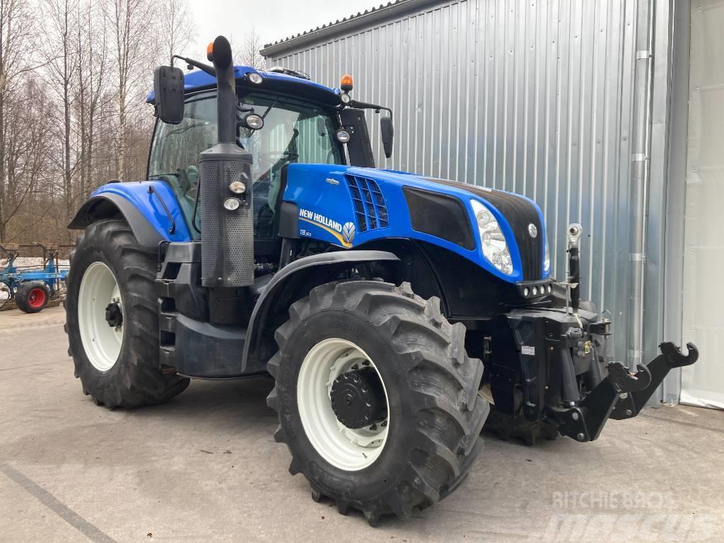 New Holland T 8.320 AC Traktory