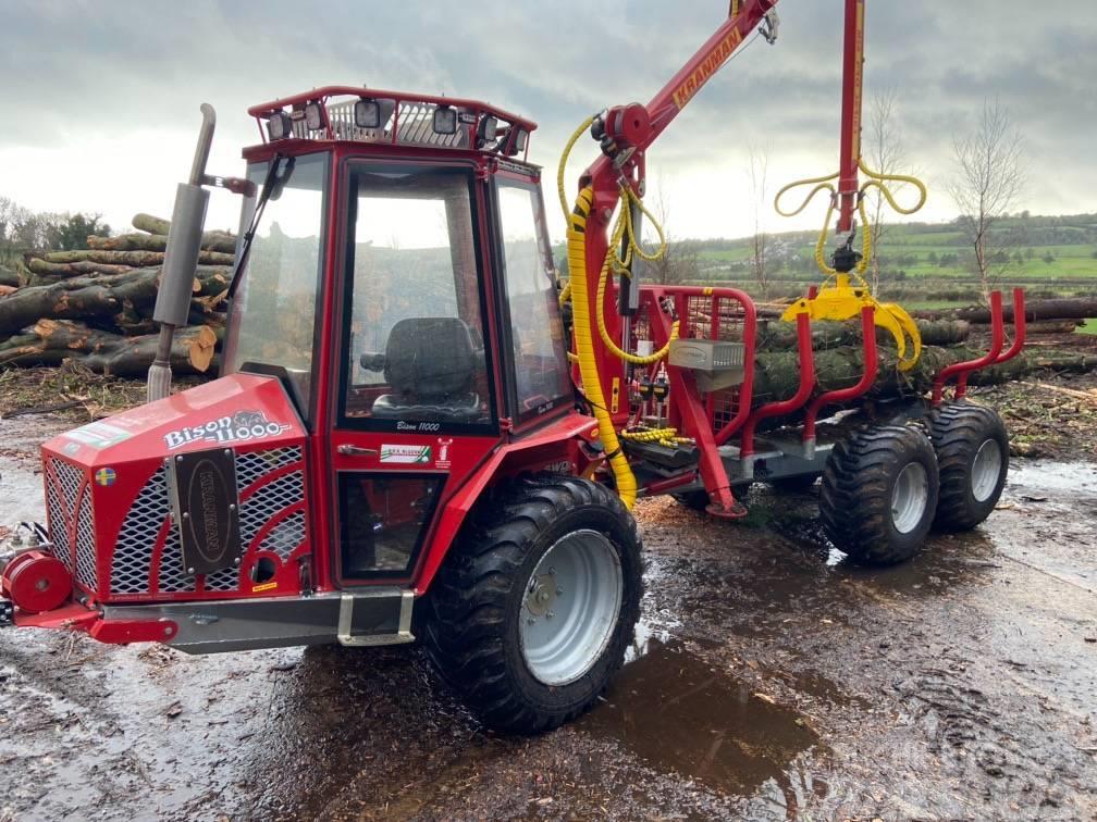 Kranman Bison 11000 Vyvážecí traktory