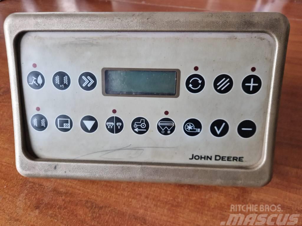 John Deere 740 A Mechanické secí stroje