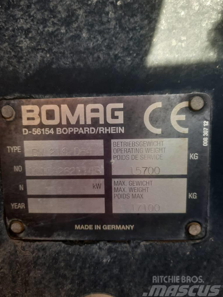 Bomag BW 216 D-4 Půdní kompaktory