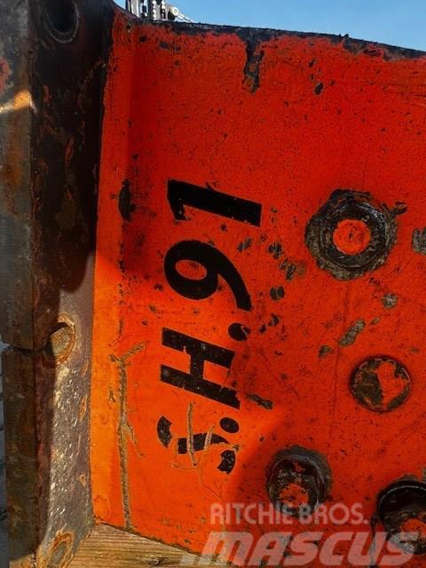 Hammer SH 91 WAGA 100 KG Bourací kladiva / Sbíječky