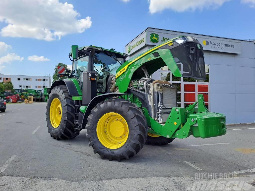 John Deere 8R410 Traktory